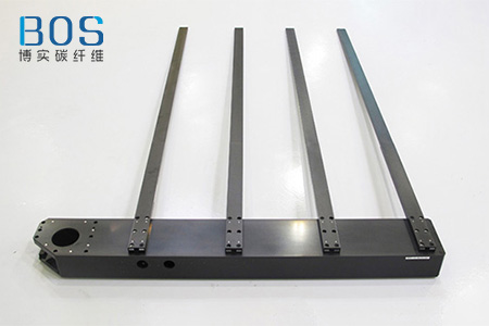 耐高温碳纤维管机械臂fork的研制技术