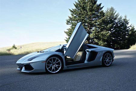 让兰博基尼告诉你，碳纤维不止轻量化