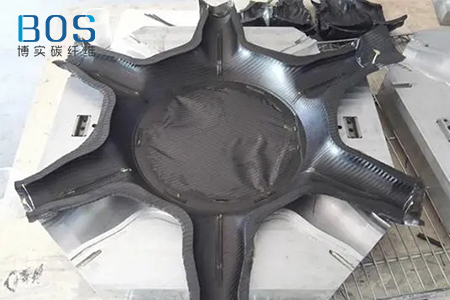 碳纤维无人机机壳性能上有哪些优势？